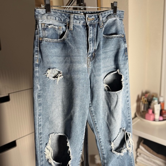 Forever 21 Light Blue Denim High Waisted Mom Jeans Size Medium - Picture 4 of 4